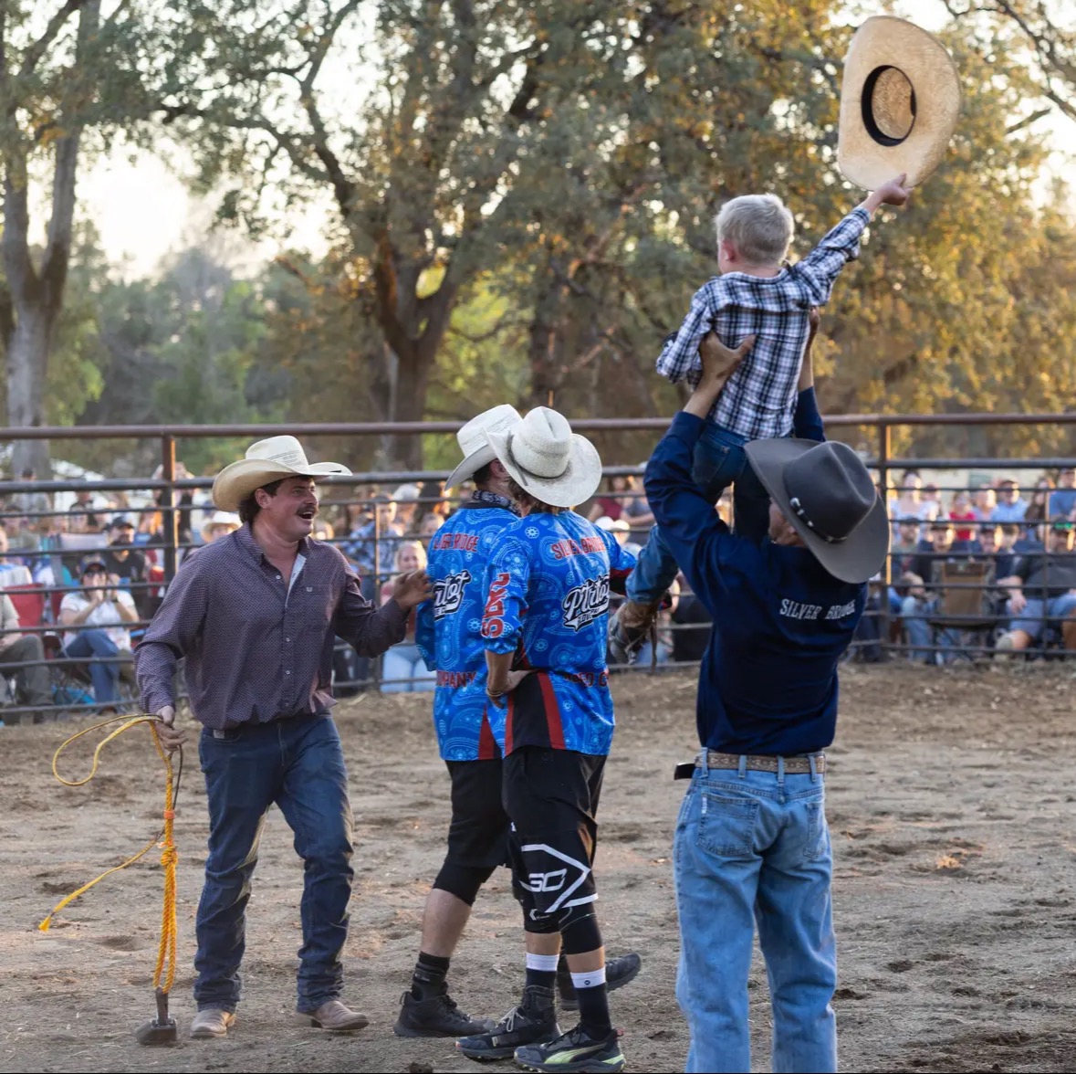 Silver Bridge Rodeo Company in action, photo 1